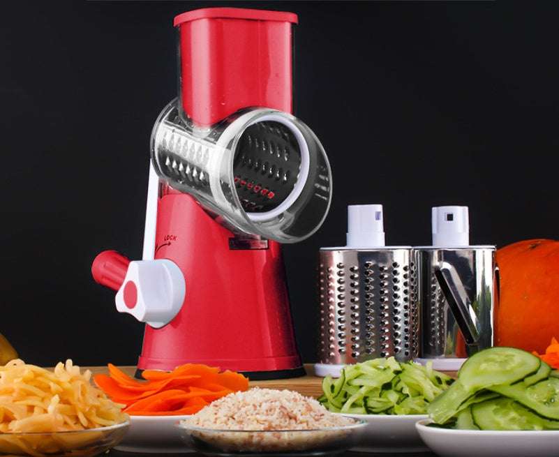 Manual kitchen tool for slicing vegetables