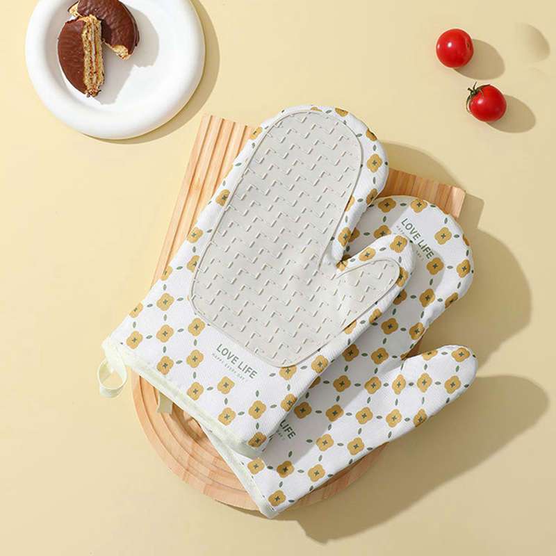Heat-protective cotton pads for kitchen use