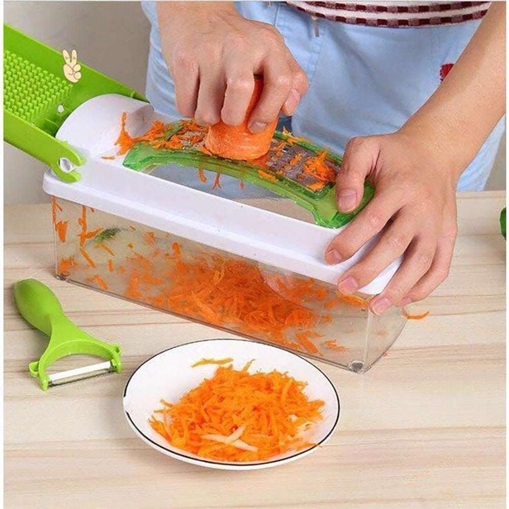 Multifunctional chopping tool with handle

